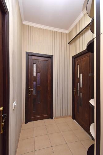 Argishti Street, 1 Bedroom Modern Apartment Gl131