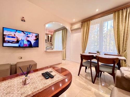 Apartamento Cosy Apt On Abovyan Street