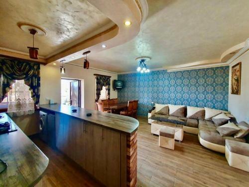 Yerevan House Luxury Apartment 13