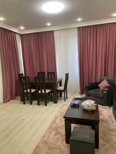 Good Apartment Hrachya Kochar