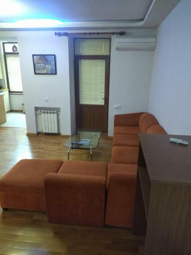 Apartamento Abovyan 36 Apt & Tour