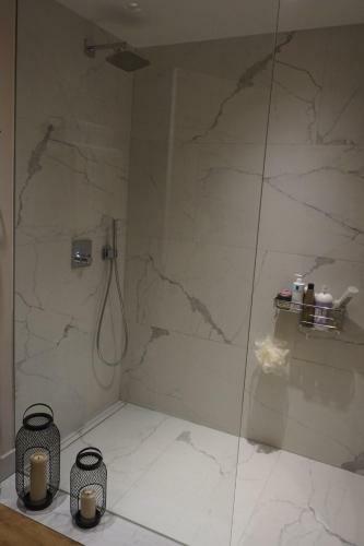 Apartamento Piso Acogedor Y Moderno Con Garage En Puigcerda Centro