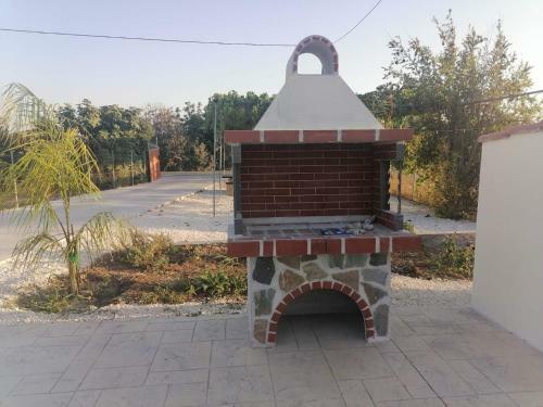 New Modern 4 Bed Villa Near Beach In Paphos
