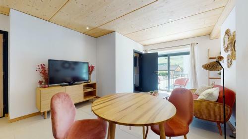 Modern And Comfortable Apartment At 5 Minutes From Sion