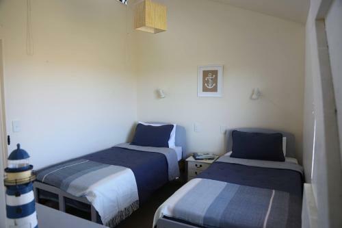 Idyllic Ocean Front Beach House - Waikawa Beach