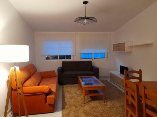 Apartamento Piso C�ntrico De 2 Dormitorios Con Terraza