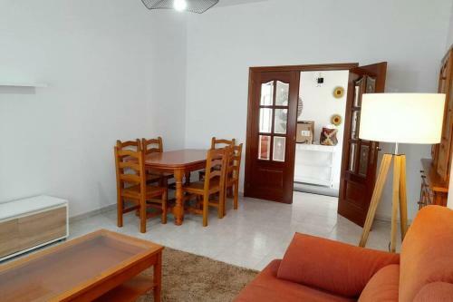 Apartamento Piso C�ntrico De 2 Dormitorios Con Terraza