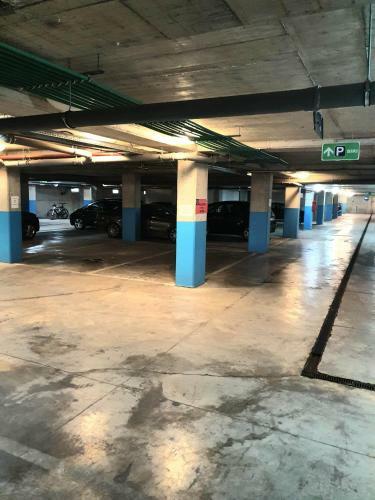 Rovena's Apartment - Free Parking