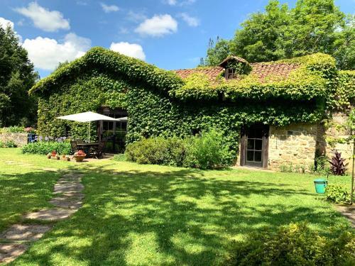 Molino De Renedo A Orillas Del R�o Saja