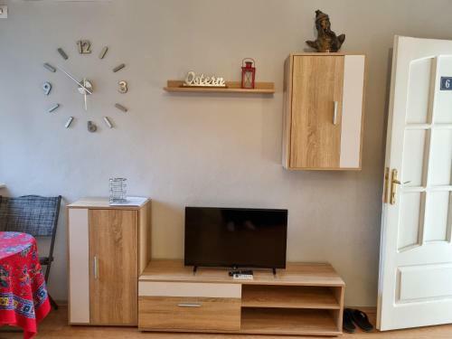 Tirana City Centre Folk Hotel