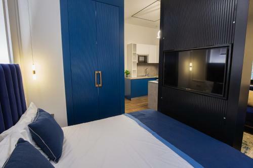 Lit Apartments