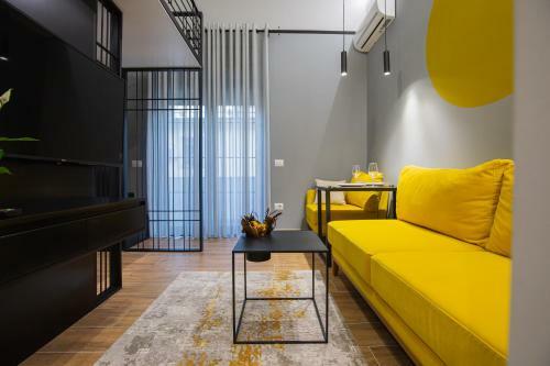 Lit Apartments