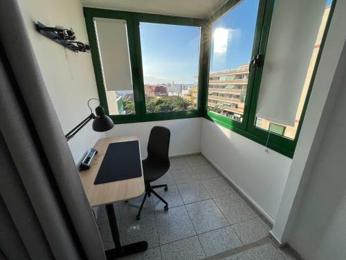 Apartamento Large Penthouse With Sunny Terrace