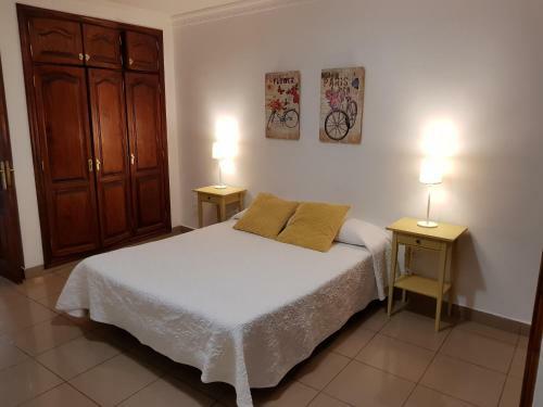 Apartamento C�ntrico, Amplio Y Con Balc�n Cerca Del Mar