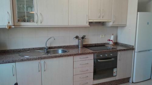 Apartamento Cerca De Playa Jard�n