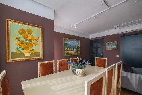 Hostal Friends' Apartment Tirana