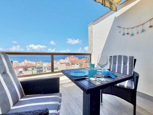 Ocean And Sky Studio Apartment