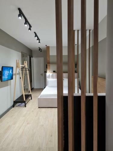 Tam Myslym Shyri Lux Studio Apartment No.1
