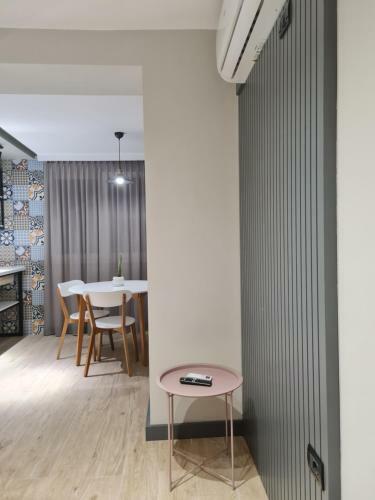 Tam Myslym Shyri Lux Studio Apartment No.1