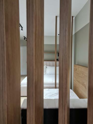 Tam Myslym Shyri Lux Studio Apartment No.1