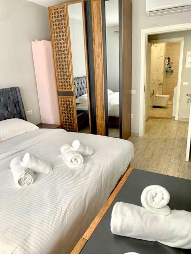 Sukaj Apartments