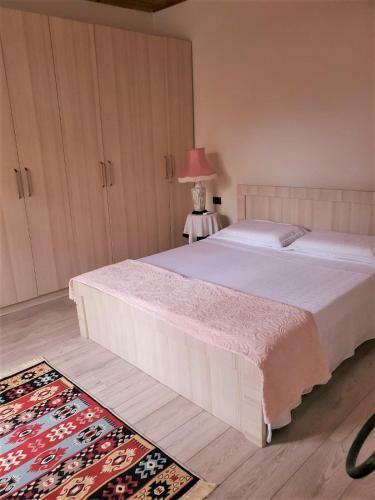 Apartamento Tirana Traditional Home
