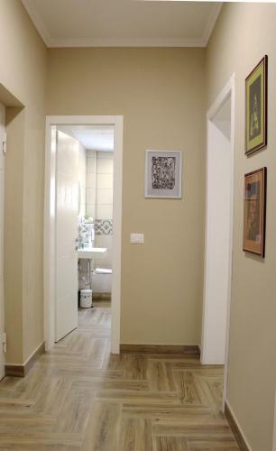 Apartamenti 2v1 - Myslym Shyri
