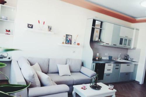 60m2 Luxury Apartment In The Skycraper-brand-new