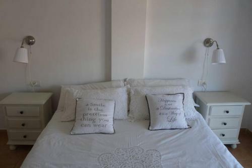 Quiet Apartament With Terrace And Pool