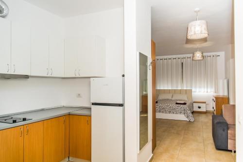 West Business Apartments