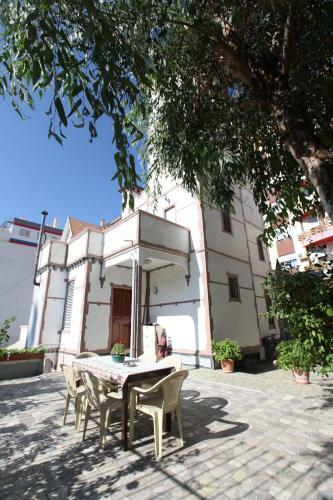 Apartamento Castle Vila Of Tirana