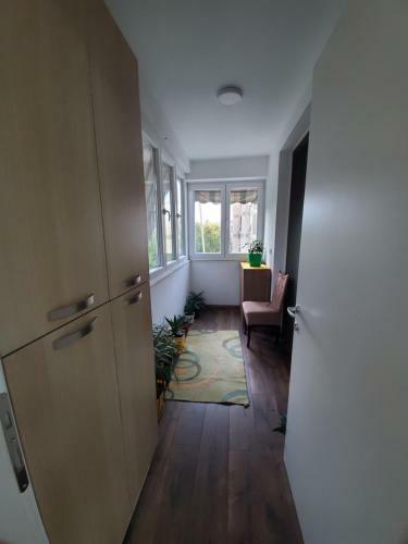 Nora's Tirana Apartment