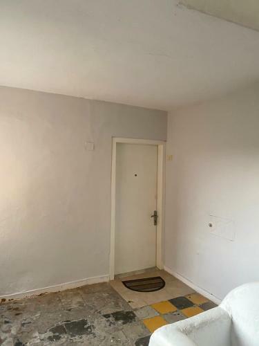 Cozy 3-bedroom Apartment