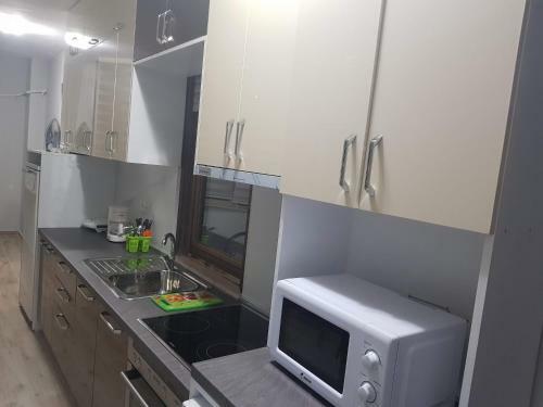 Apartamento Arli's House Between The Centre And New Pazar
