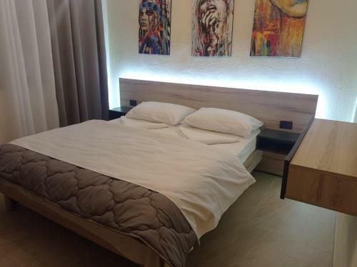 Apartamento E Gjeta Daily Rental