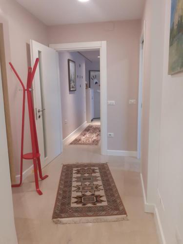 Lake View Apartment 2
