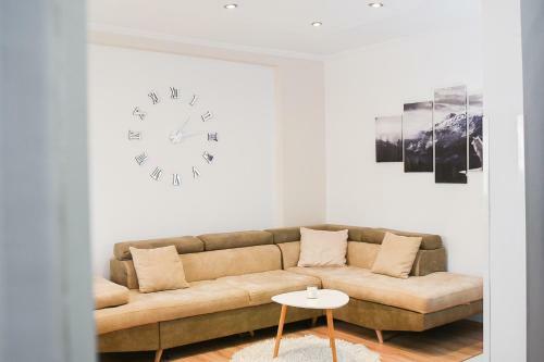 Ish Blloku 1 - Tirana Way Apartments