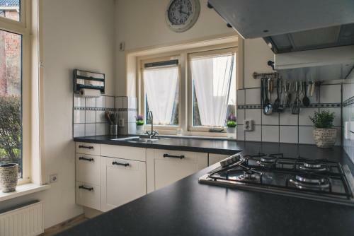 Apartamento Anjum.huis Op De Terp