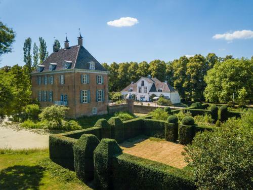 Bed & Breakfast Kasteel Ophemert