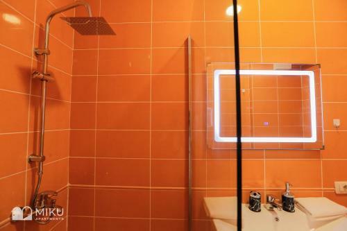 Miku Apartment-perfect 1bd At Komuna E Parisit