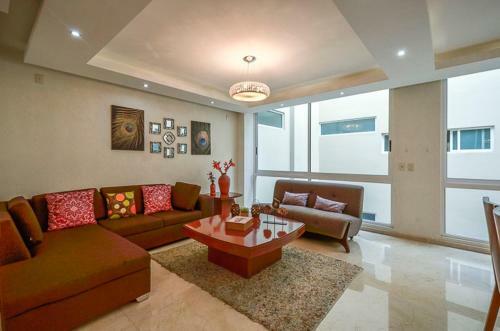 Coyoacan Florida Luxury Apartment 4br-4ba 2parking