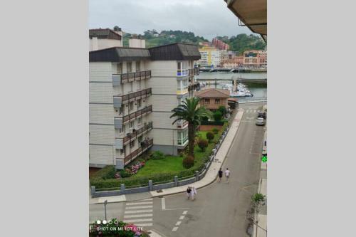 Apartamento Un Balc�n Sobre El Rio Sella