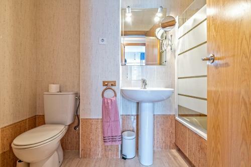 C�lido Apartamento Con Piscina En Barcelona