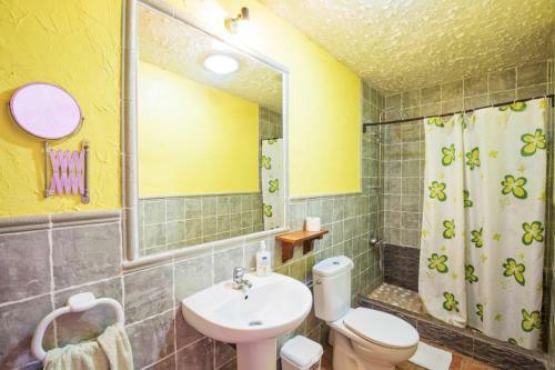 Don Mauricio Y Periquines