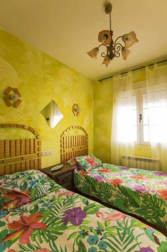 Don Mauricio Y Periquines