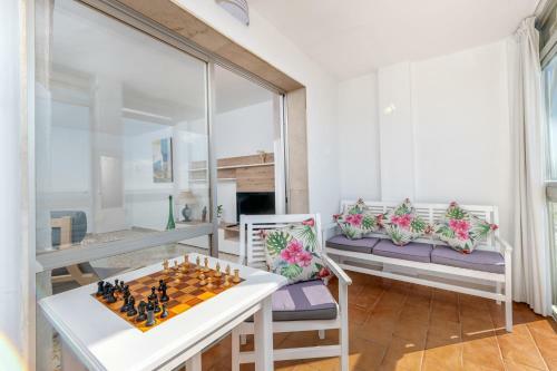 Amazing Sea View Apartment And Relax Area