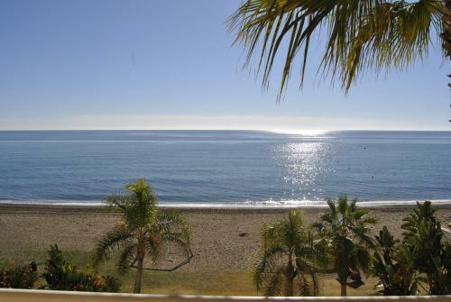 Apartamento Frente Al Mar,primera Linea