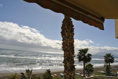 Apartamento Frente Al Mar,primera Linea