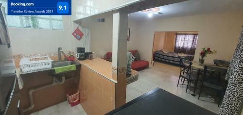 Hostal Departamento Comodo Muy Cercano Al Aeropuerto