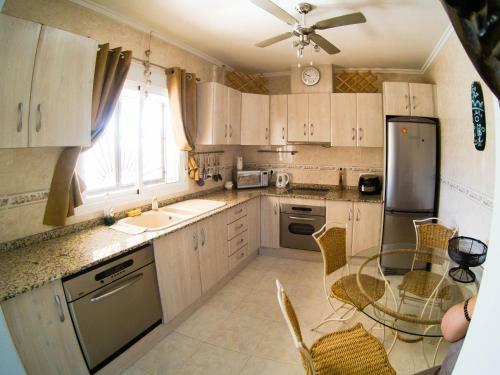 Villa House In Quesada With Swiming Pool